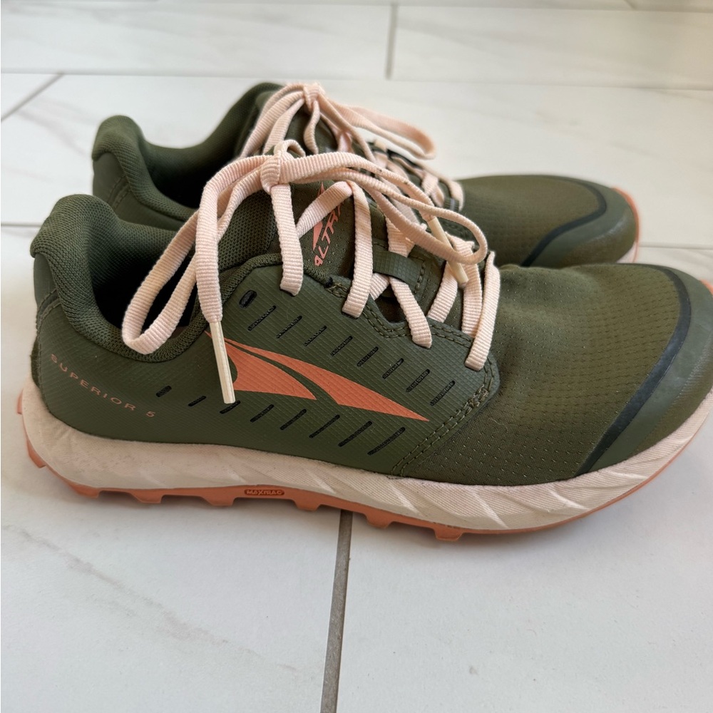 Altra Women's Superior 6 Trail Shoes - Green and Pink